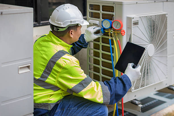 Professional Hvac technician working in Ortonville, MI